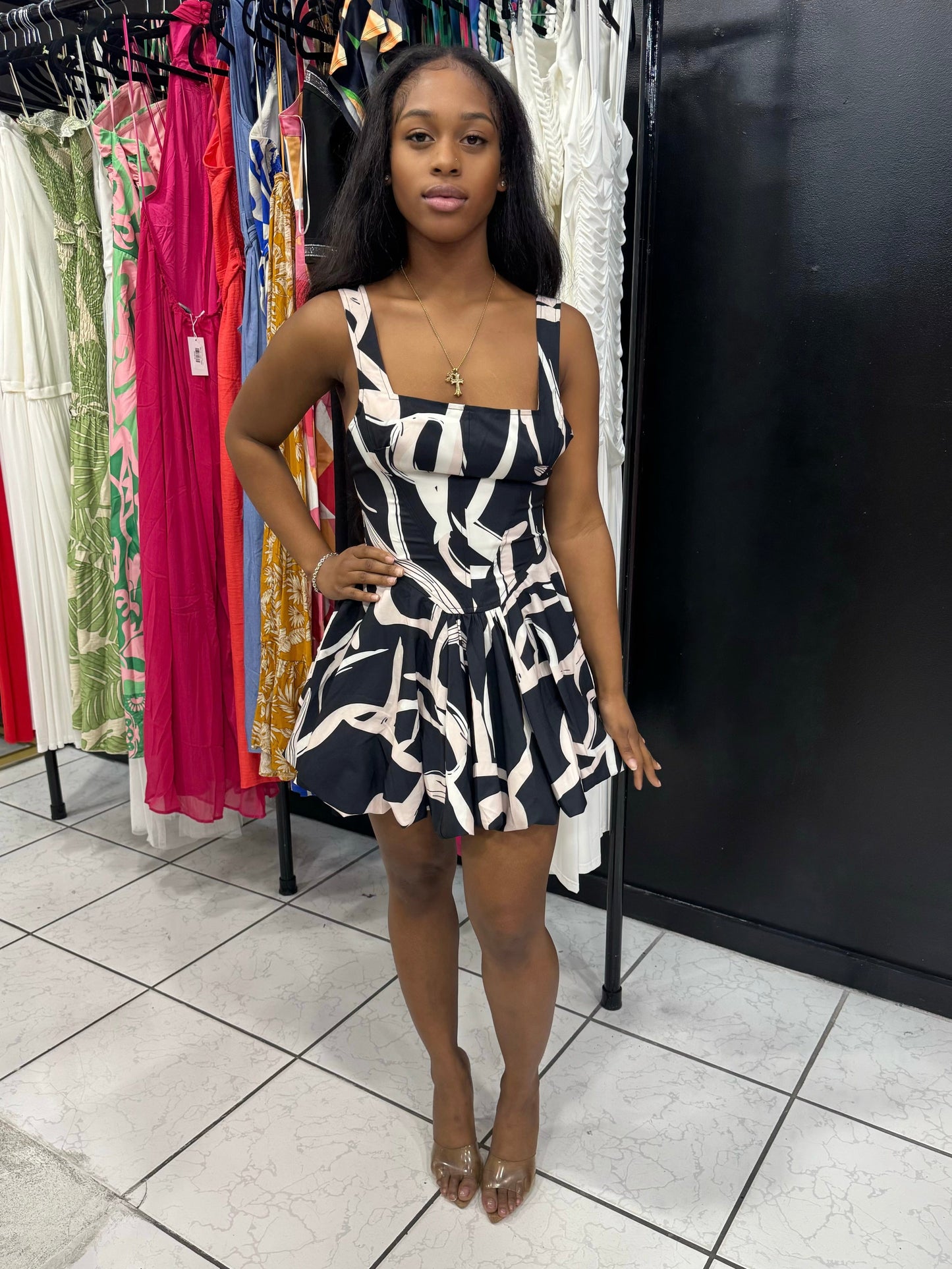 ARTISTRY BUBBLE DRESS (BLACK-IVORY)
