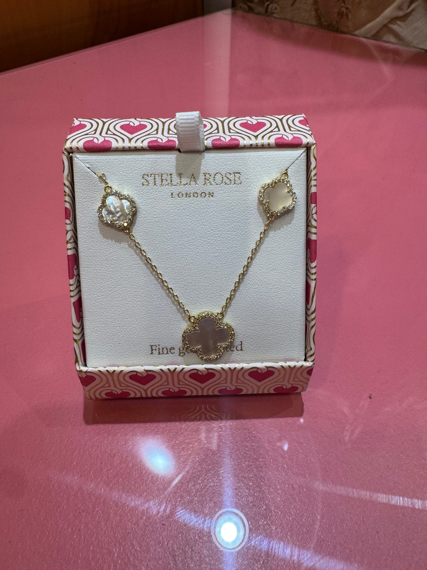 THREE CLOVER NECKLACE