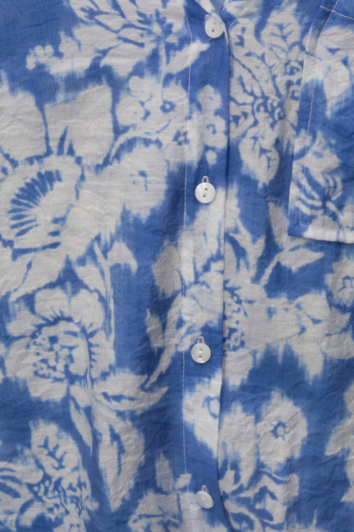 FLORAL LONG SLEEVE BUTTON DOWN W MATCHING Shorts