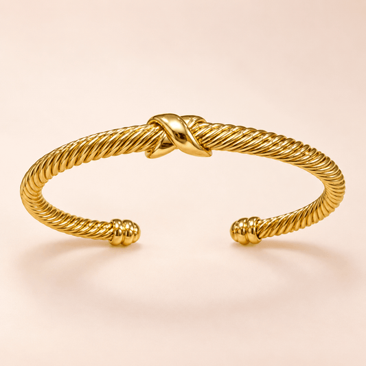 Eternal Knot Cuff Bracelet (Gold)