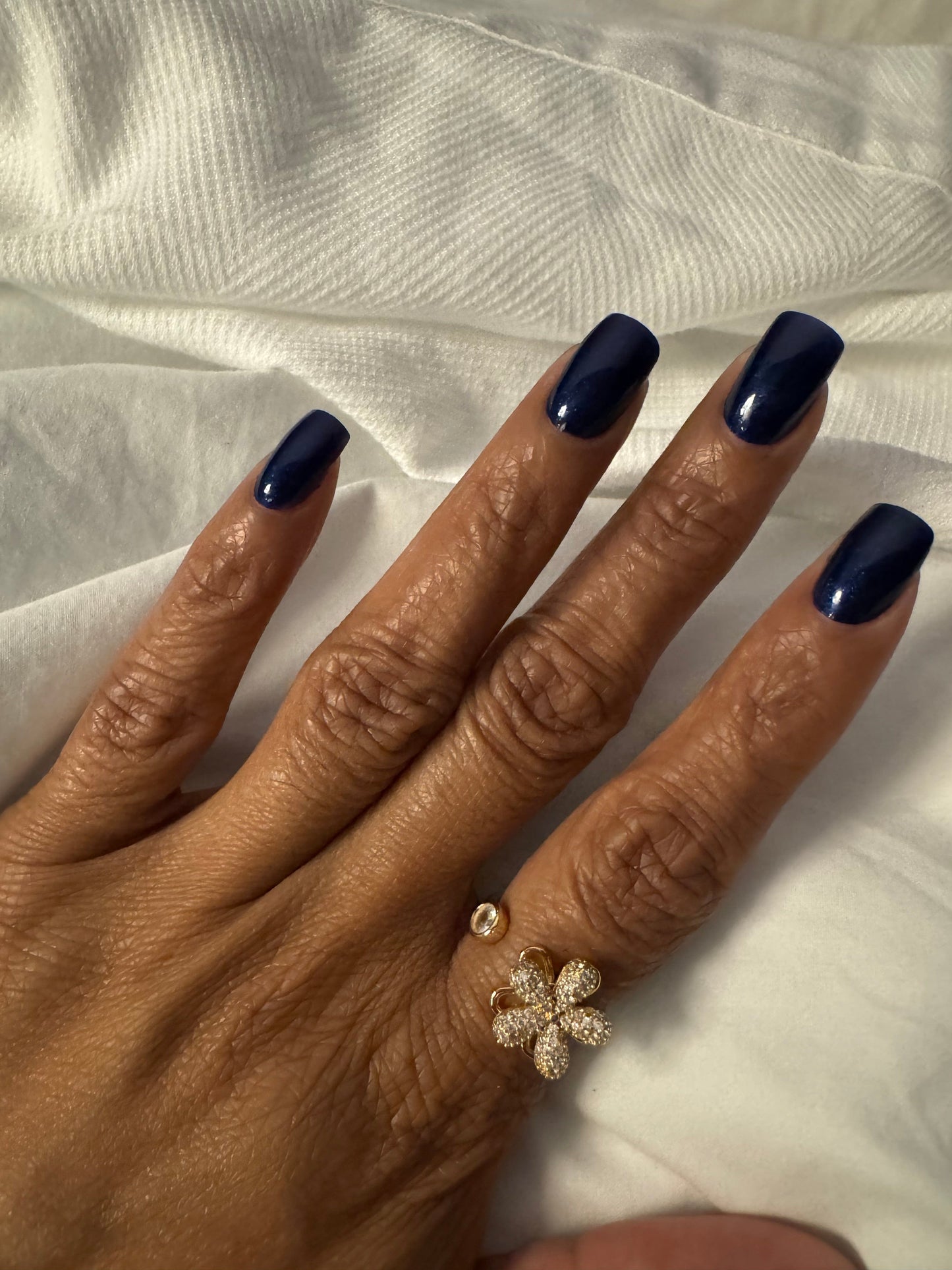 Flower Glow Spinning Gold Ring