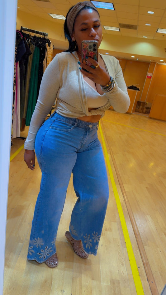 WIDE LEG EMBROIDERY BOTTOM JEANS