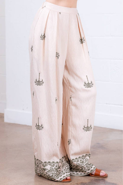 PALM TREE EMBO PLEATED LONG PANTS