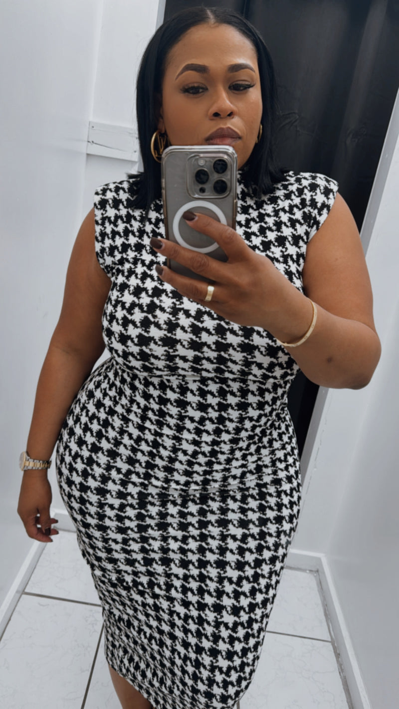 Houndstooth Bodycon Midi Dress (Black & White)