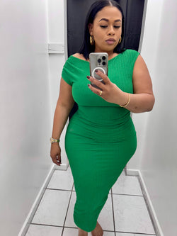 Ruched Off The Shoulder Midi Dress (Kelly Green)