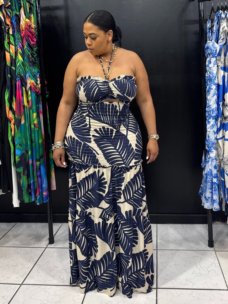 TROPICAL LEAVES SCRUNCH MAXI DRESS (NAVY)