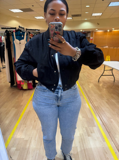 Button-Up Bomber Jacket With Ribbed Cuffs (Black)