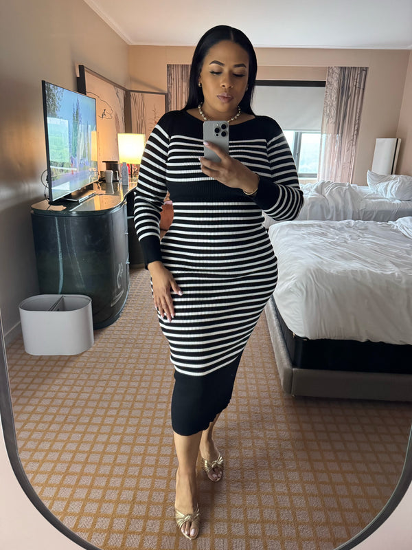 STRIPE BOAT NECK SWEATER MAXI DRESS BLACK-OFF WHITE