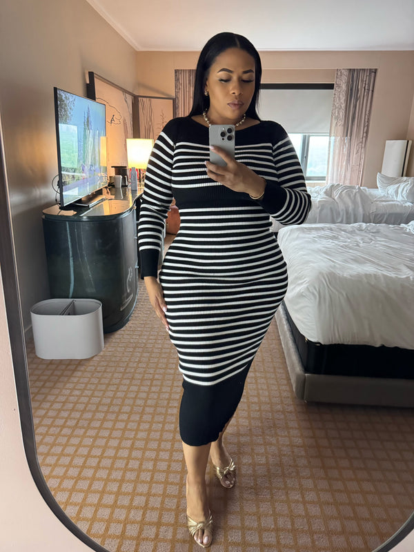 STRIPE BOAT NECK SWEATER MAXI DRESS BLACK-OFF WHITE