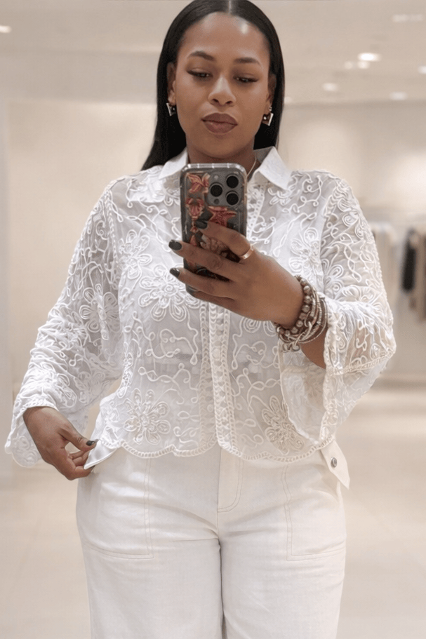 BEADEAD EMBROIDED BLOUSE (CREAM)