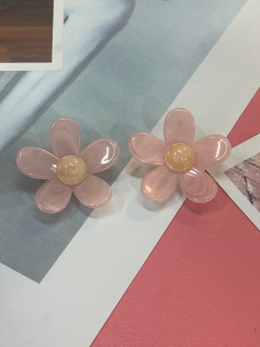 Acrylic Flower Earrings (Pink)