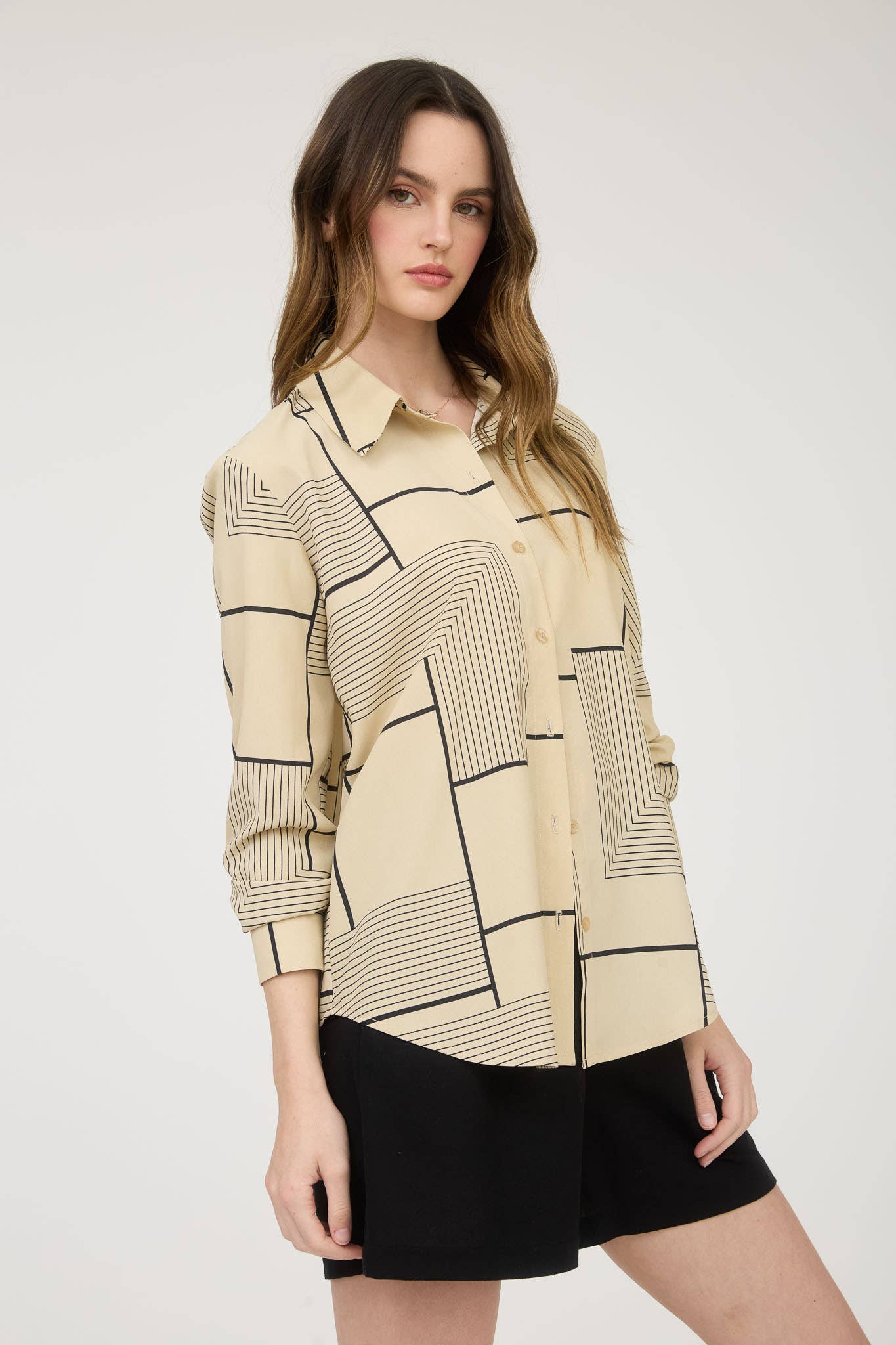 GEO PATTERN COLLARED LONG SLEEVE BUTTON DOWN SHIRT