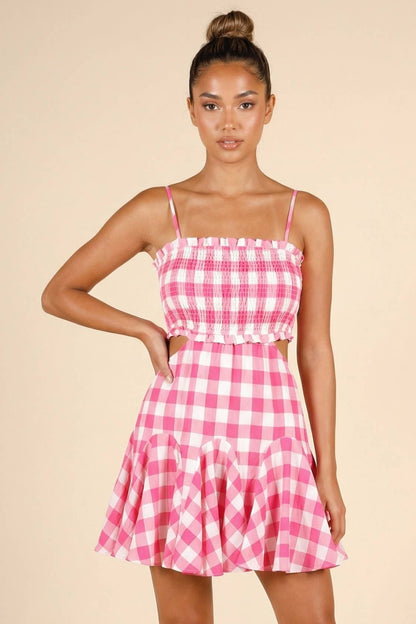 GINGHAM SMOCKED FLAIR SPAGHETTISTRAP SKIRT DRESS (FUCSHIA)