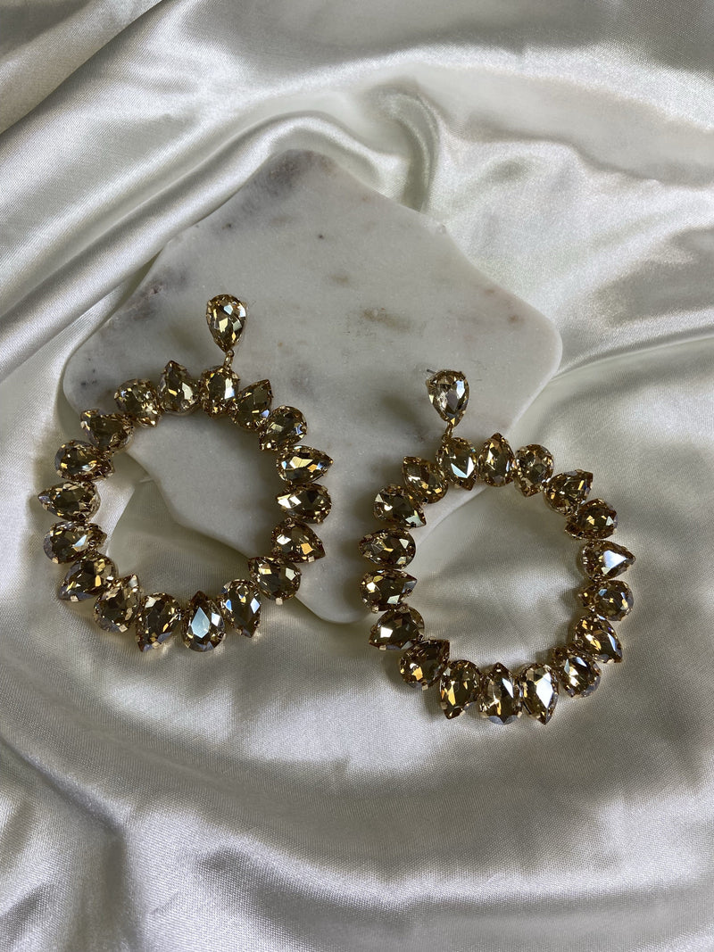 Gold Front Cirle Earrings