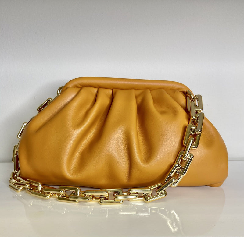  gold link chain shoulder bag - caramel